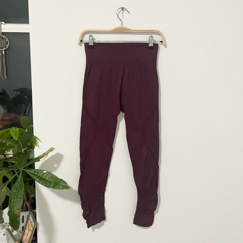 9two5fit Maroon Red Seamless Leggings Size Small